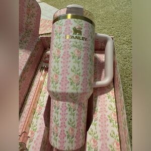 The Stanley X LoveShackFancy Quencher 40oz in Blooming Heirloom | BRAND NEW